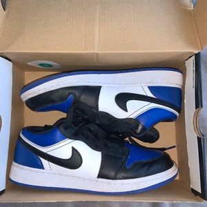 Jordan 1 Low Royal Blue